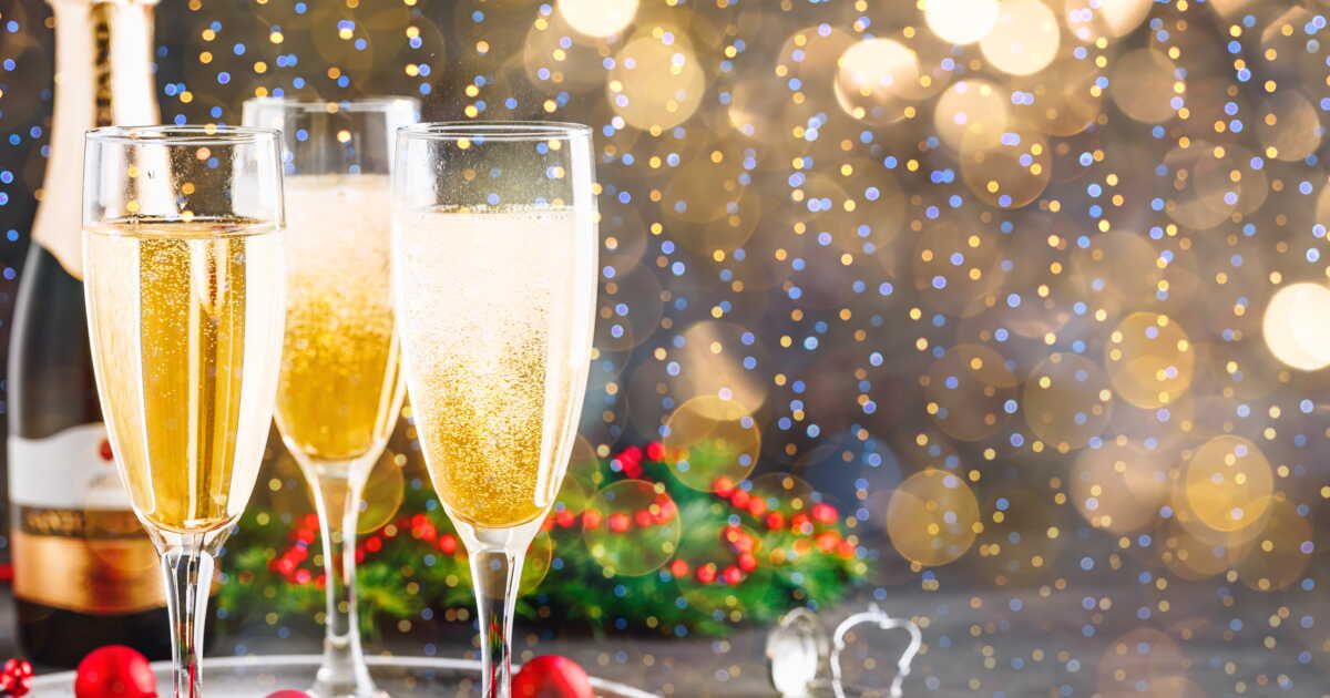 La meilleure façon de déguster le champagne : flûtes, coupes ou verres ?