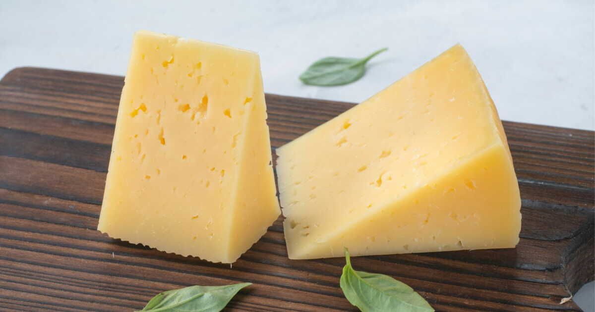 Transformez vos restes de raclette en pancakes gourmands