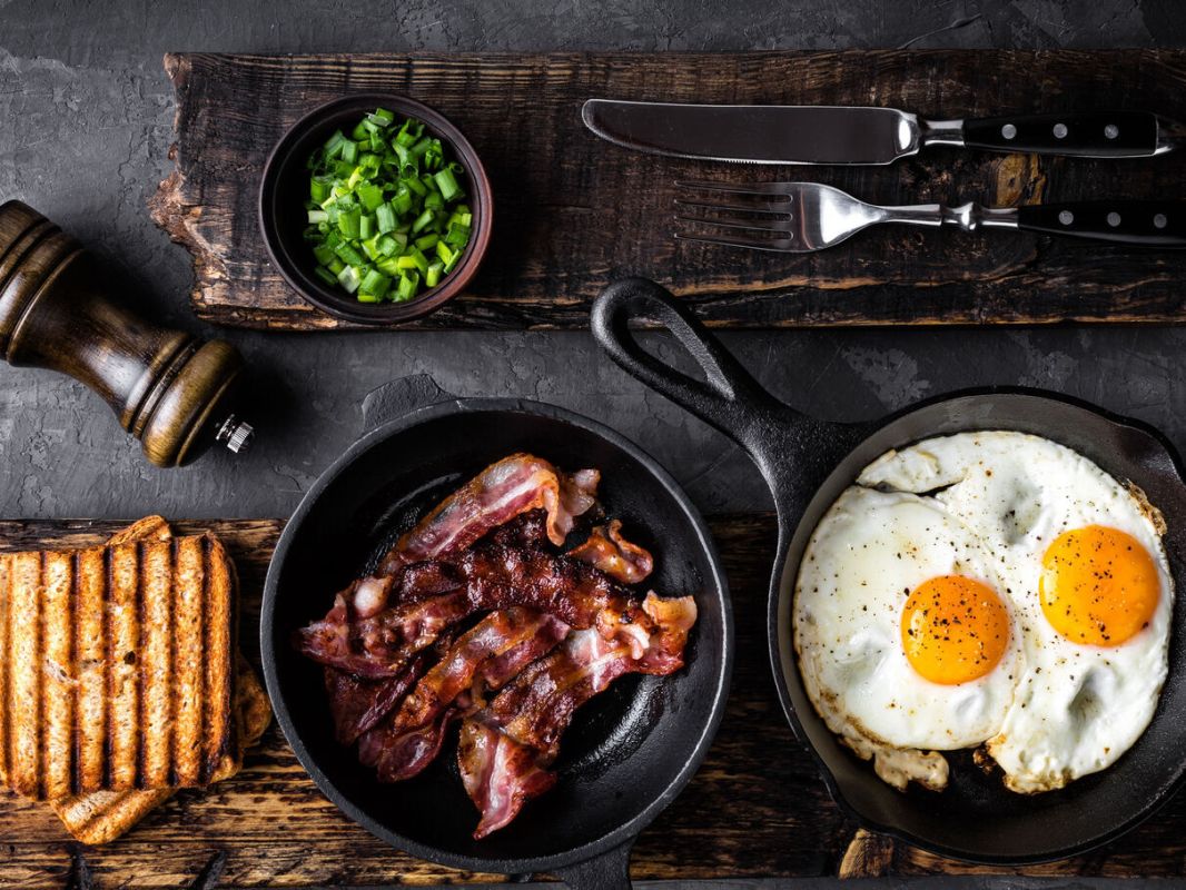 Les 5 aliments à éviter pour un petit déjeuner sain selon des cardiologues