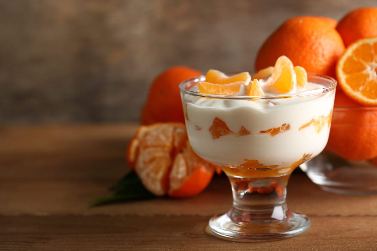 Cyril Lignac vous invite à festoyer avec son vacherin glacé à la clémentine