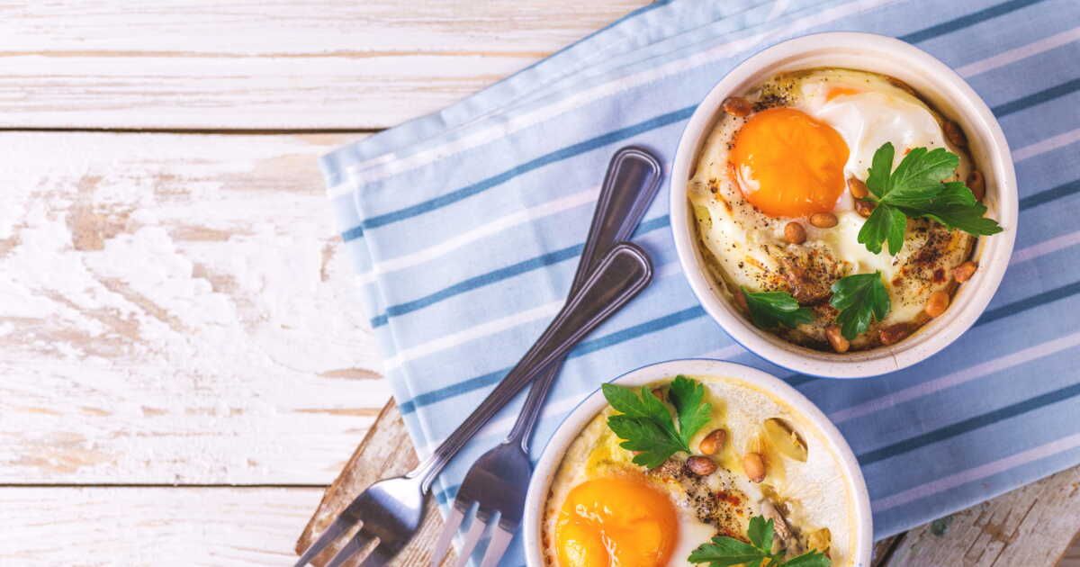 Oeuf cocotte aux asperges : une recette légère et savoureuse pour le lundi soir