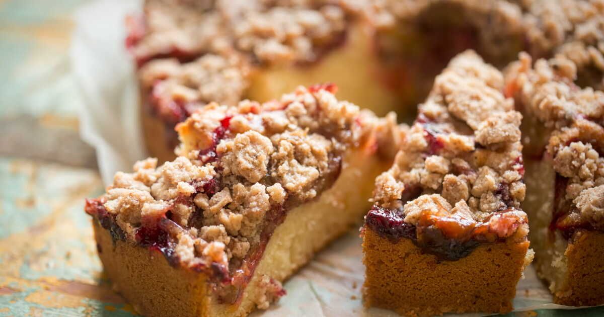 Un crumble-cake exquis aux quetsches signé Laurent Mariotte
