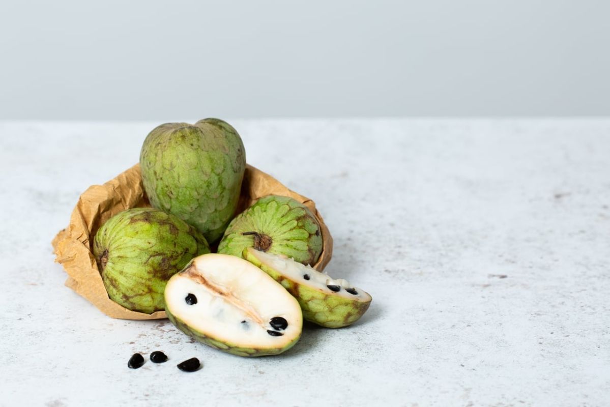 Découverte d'un super fruit : la chérimole, élue meilleur allié santé