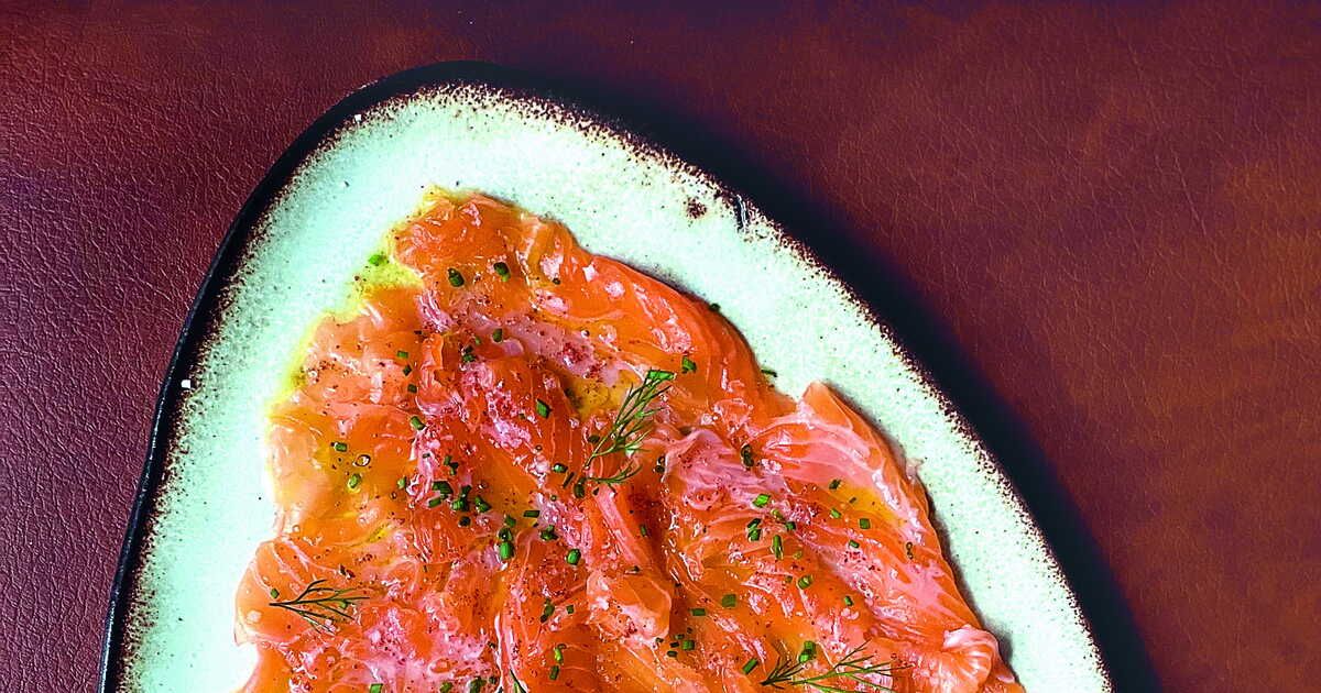 Cyril Lignac et son carpaccio de saumon, une entrée festive incontournable