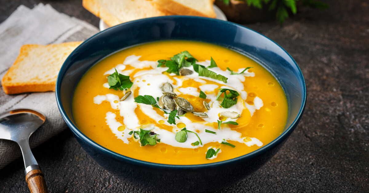 découvrez 20 recettes réconfortantes de soupe de butternut