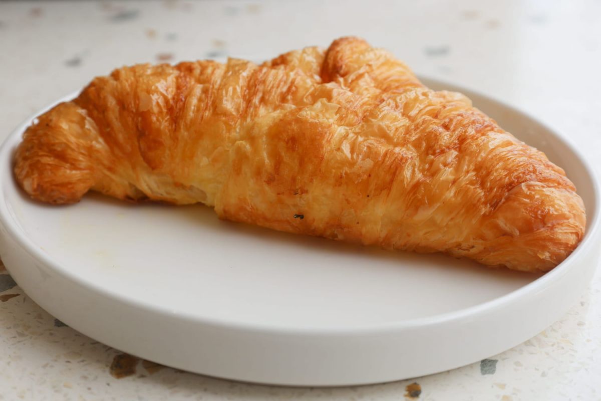 Transformez vos croissants secs en délices croustillants