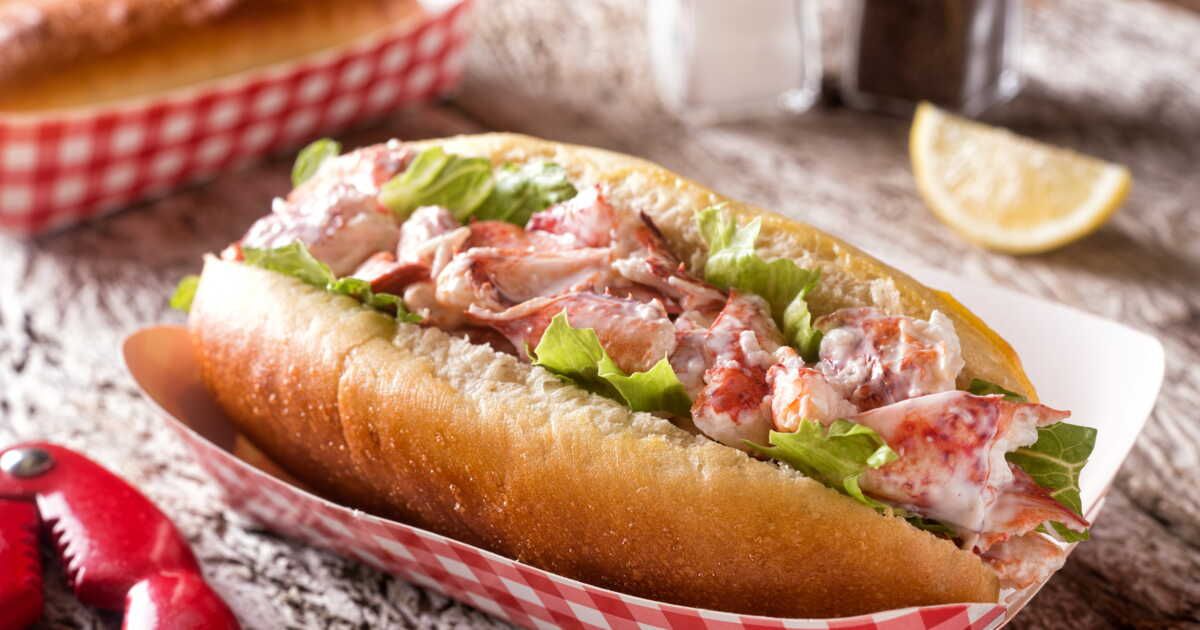 La recette incontournable du lobster roll par Cyril Lignac