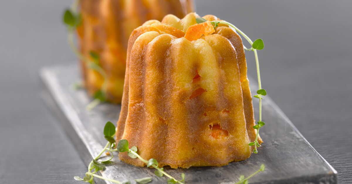 Cannelés au cheddar et au bacon