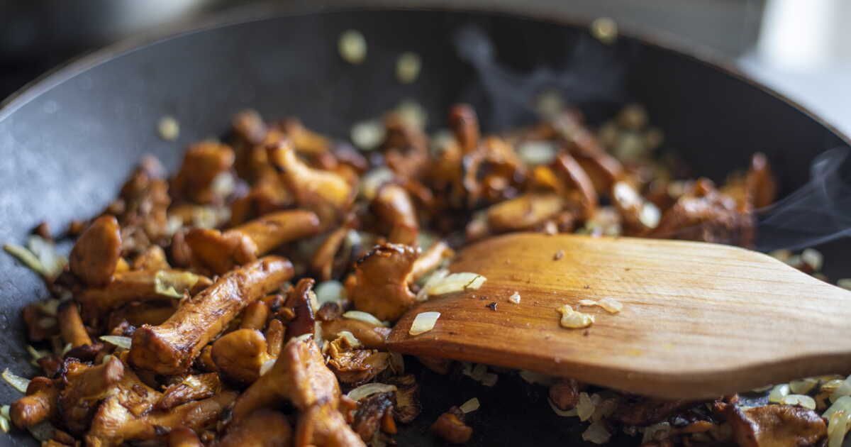 Une chakchouka aux champignons en moins de 20 minutes : le plat parfait pour les repas rapides