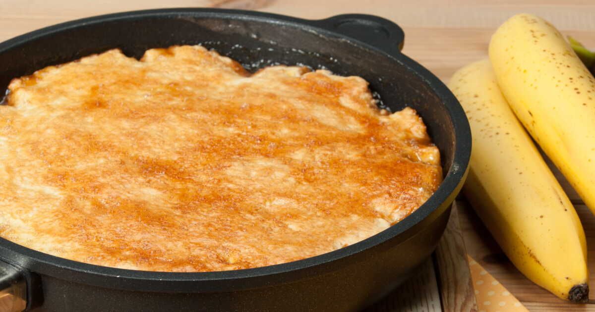 La recette du gâteau à la banane à la poêle - c'est vraiment pratique !