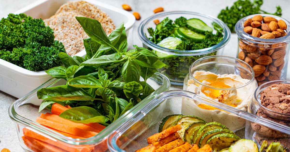 Boîte en verre ou en plastique : le grand débat sur le rangement des aliments